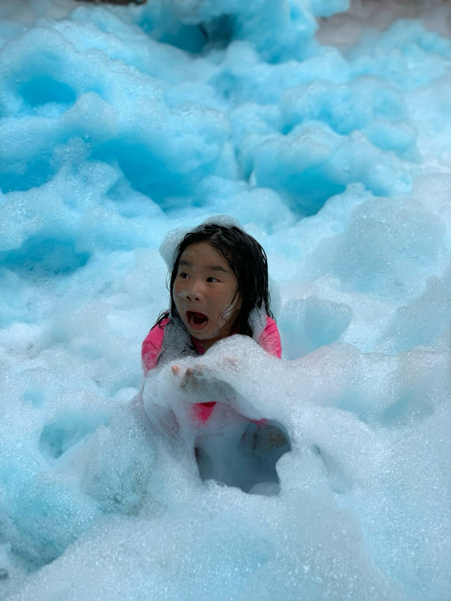 Foam party — animation aquatique pour enfants